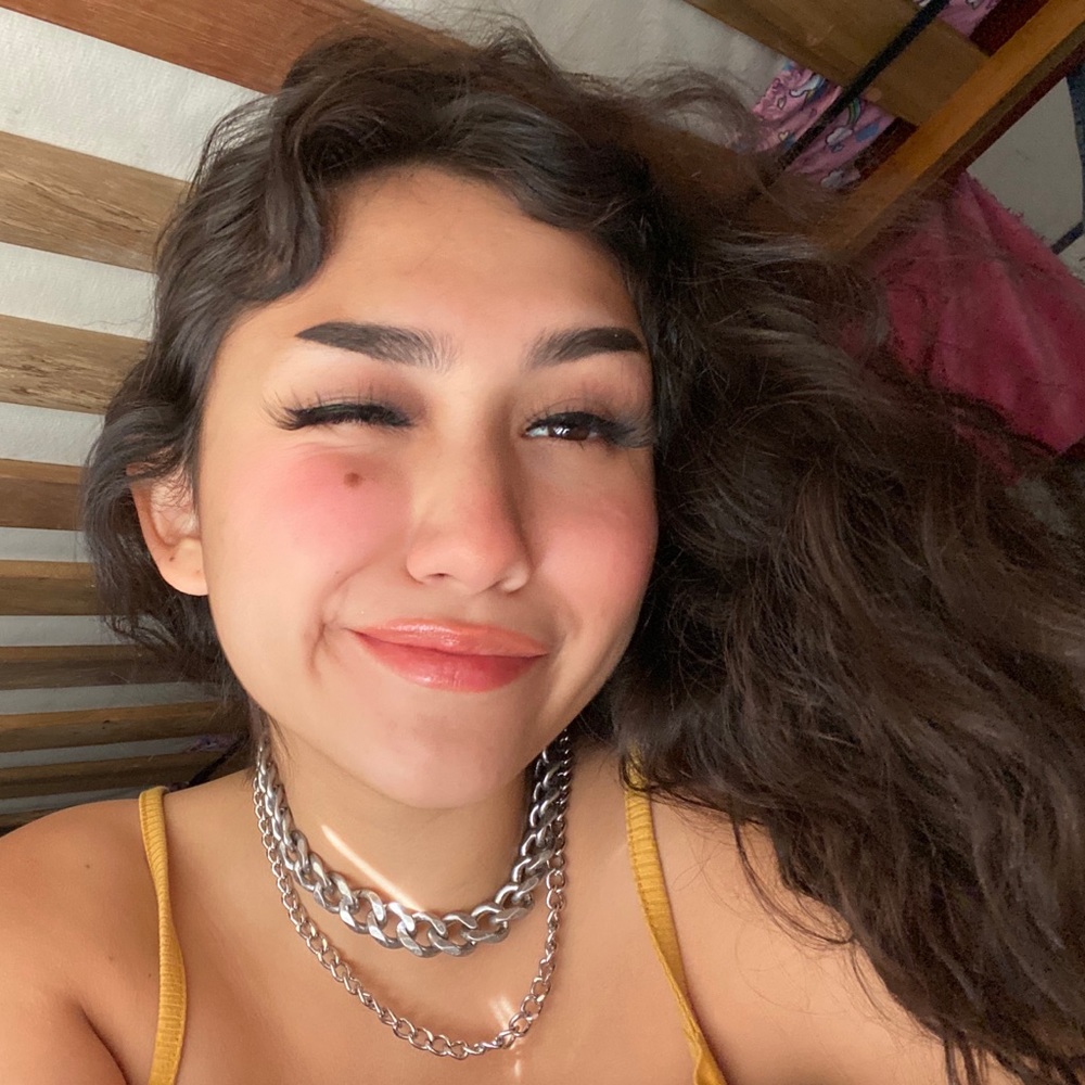 Meet your Posher, Liliana